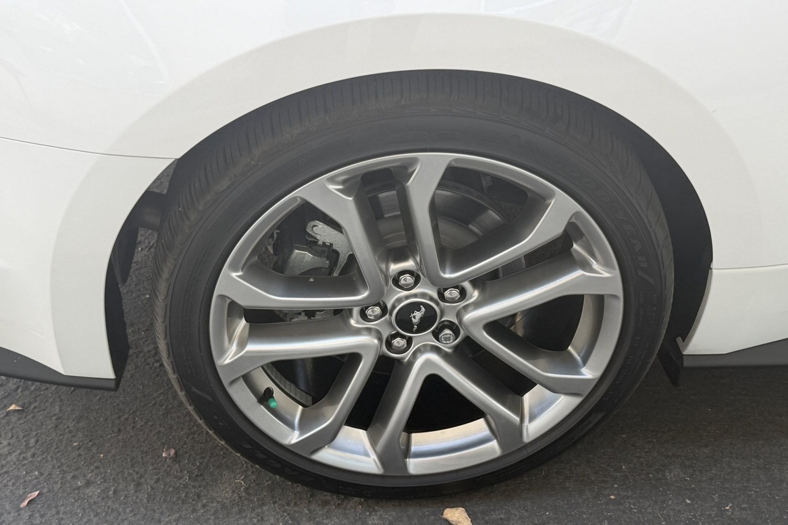 2023 Oxford White /Ebony Leather Ford Mustang GT Premium (1FATP8FF7P5) with an V8 5.0 Liter engine, Automatic 10 Speed transmission, located at 2304 W. Main St., Boise, ID, 83702, (208) 342-7777, 43.622105, -116.218658 - Stunning, Low Mileage GT Premium! Only 4,600 Miles!- Photo#18