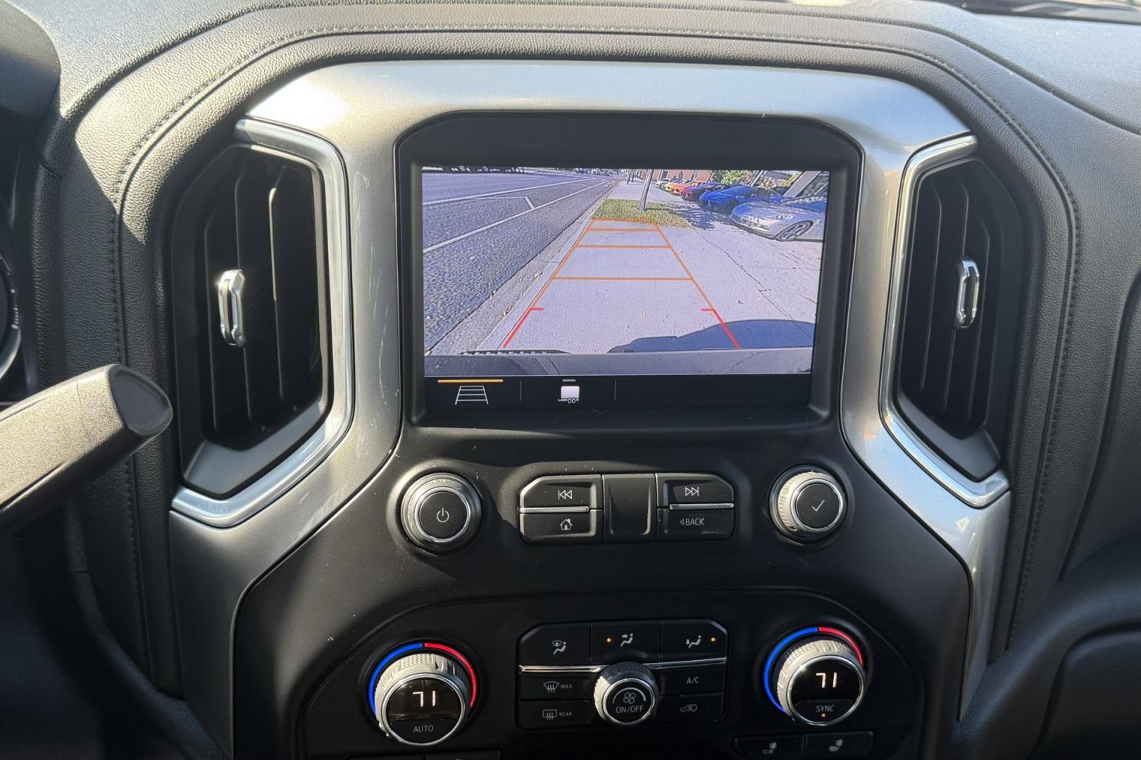 2019 Northsky Blue Metallic /Jet Black Chevrolet Silverado 1500 LT Z/71 Trail Boss (1GCPYFED6KZ) with an V8 5.3 Liter engine, Automatic 6 Speed transmission, located at 2304 W. Main St., Boise, ID, 83702, (208) 342-7777, 43.622105, -116.218658 - New Tires! Well Cared For And Clean!- Photo#7