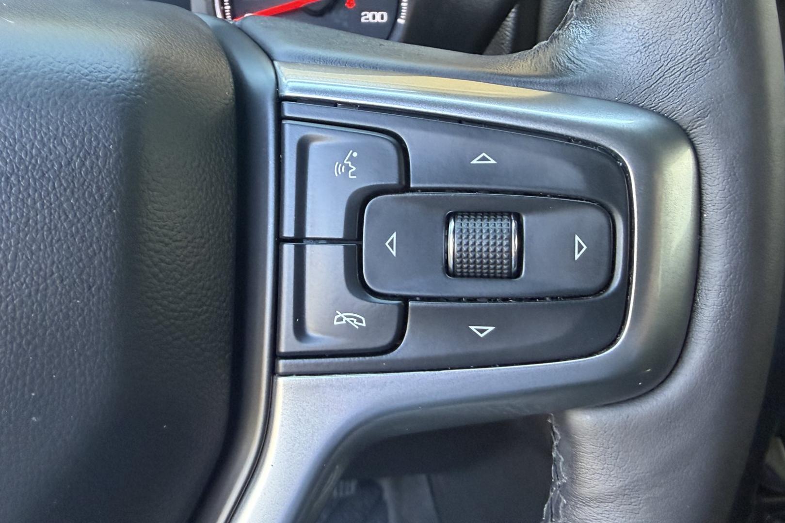 2019 Northsky Blue Metallic /Jet Black Chevrolet Silverado 1500 LT Z/71 Trail Boss (1GCPYFED6KZ) with an V8 5.3 Liter engine, Automatic 6 Speed transmission, located at 2304 W. Main St., Boise, ID, 83702, (208) 342-7777, 43.622105, -116.218658 - New Tires! Well Cared For And Clean!- Photo#13