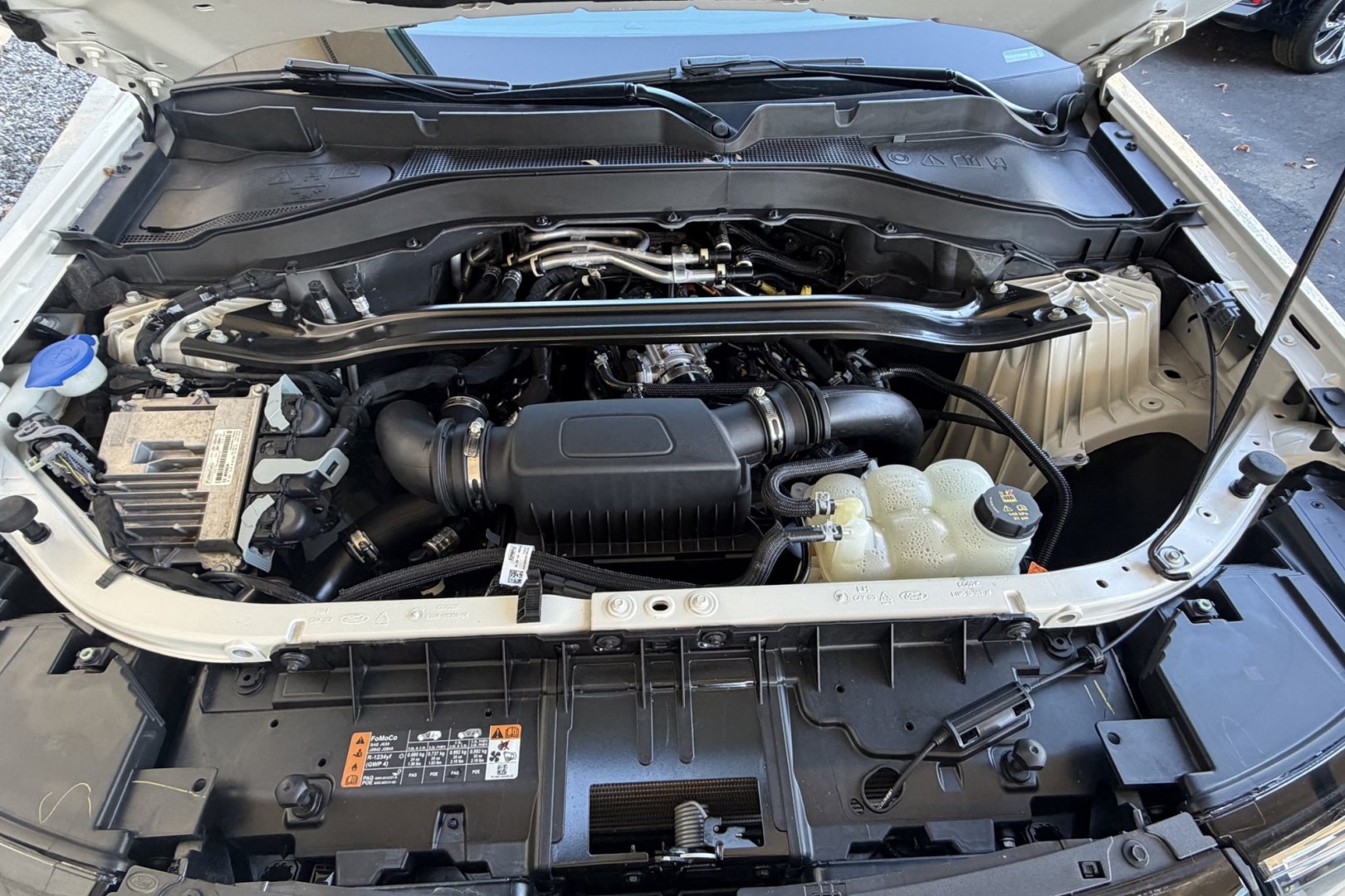 2023 Star White Metallic /Ebony Ford Explorer ST (1FM5K8GC9PG) with an V6 3.0 Liter Twin Turbo engine, Automatic 10 Speed transmission, located at 2304 W. Main St., Boise, ID, 83702, (208) 342-7777, 43.622105, -116.218658 - Highly Optioned! New Tires! Ready To Go! Power 3rd Row Seating!- Photo#20