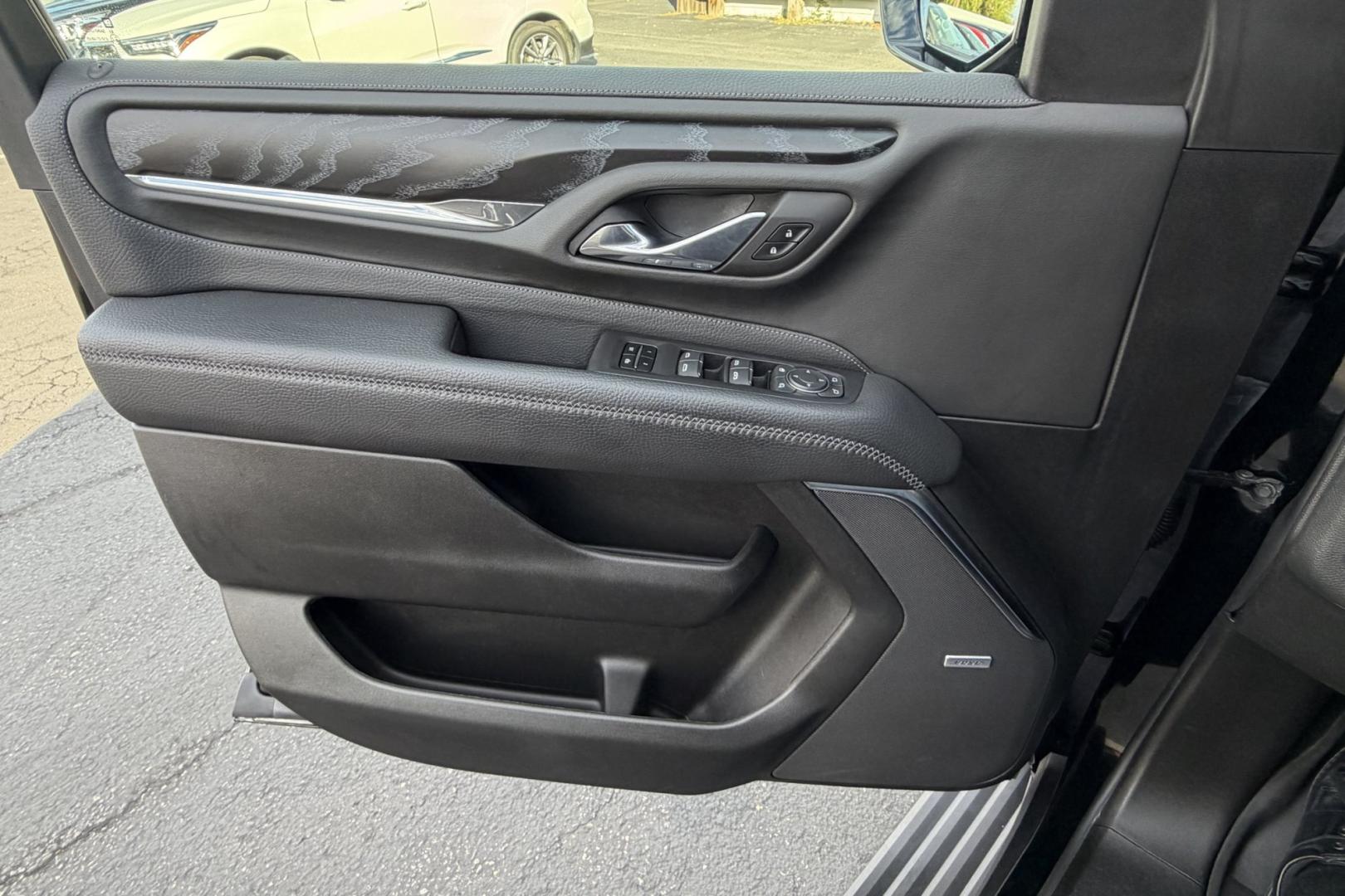 2023 Black /Jet Black GMC Yukon Denali (1GKS2DKL2PR) with an V8 6.2 Liter engine, Automatic 10 Speed transmission, located at 2304 W. Main St., Boise, ID, 83702, (208) 342-7777, 43.622105, -116.218658 - Highly Optioned Denali! Loaded With Safety, Comfort And Performance!- Photo#11