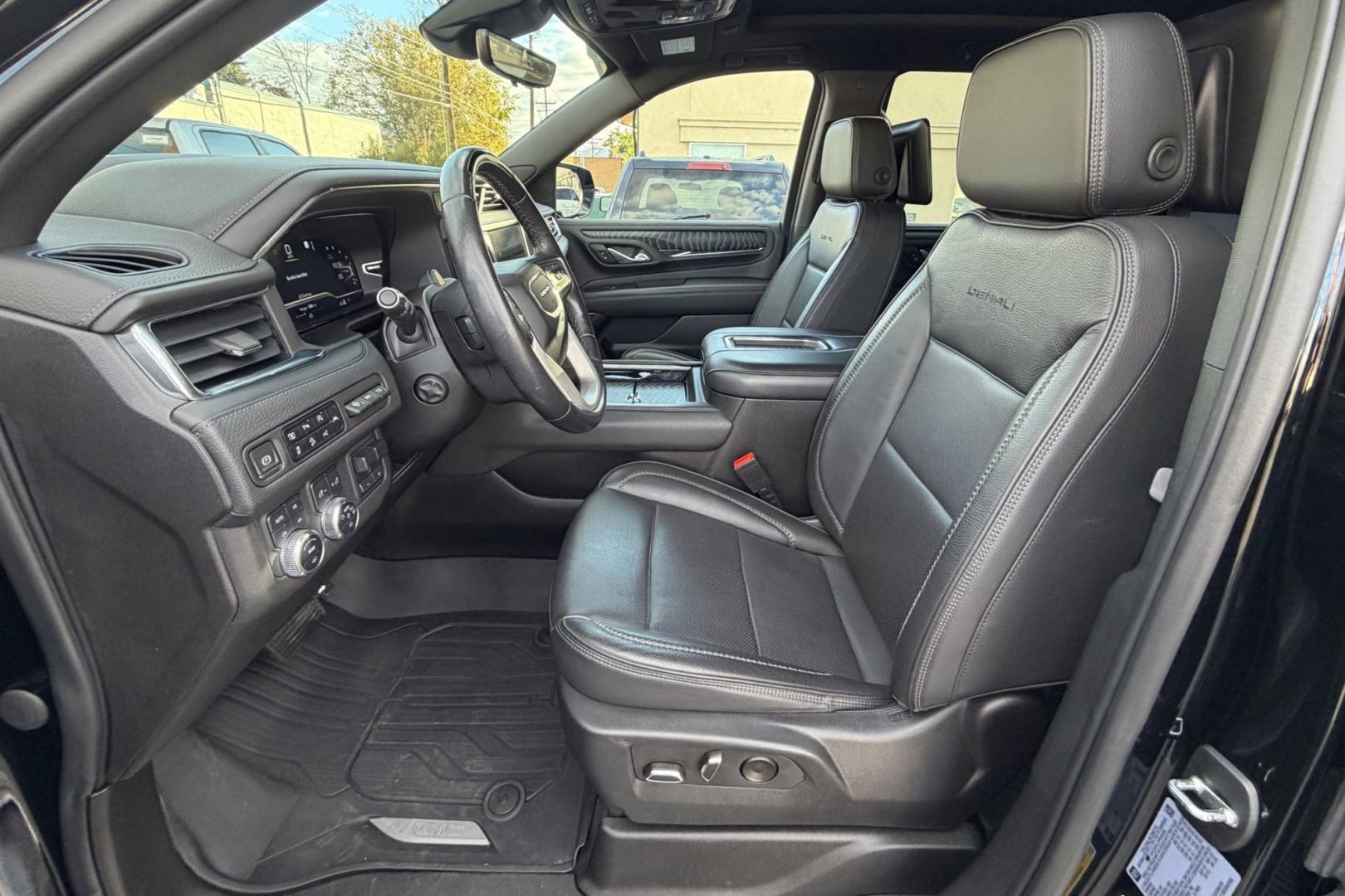2023 Black /Jet Black GMC Yukon Denali (1GKS2DKL2PR) with an V8 6.2 Liter engine, Automatic 10 Speed transmission, located at 2304 W. Main St., Boise, ID, 83702, (208) 342-7777, 43.622105, -116.218658 - Highly Optioned Denali! Loaded With Safety, Comfort And Performance!- Photo#16