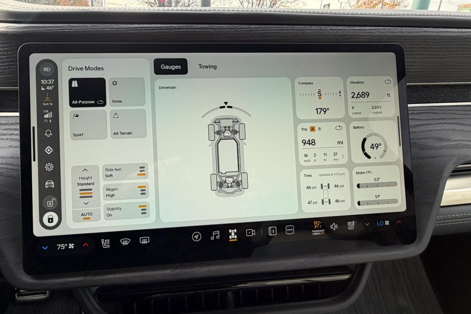 2024 Red Canyon /Shale Rivian Adventure Adventure (7PDSGBBA2RN) with an 135 kWh engine, Automatic transmission, located at 2304 W. Main St., Boise, ID, 83702, (208) 342-7777, 43.622105, -116.218658 - Stunning Rivian! Over 350 Miles of Range via EPA estimates. A lot of remaining factory warranty! Great Value!- Photo#5
