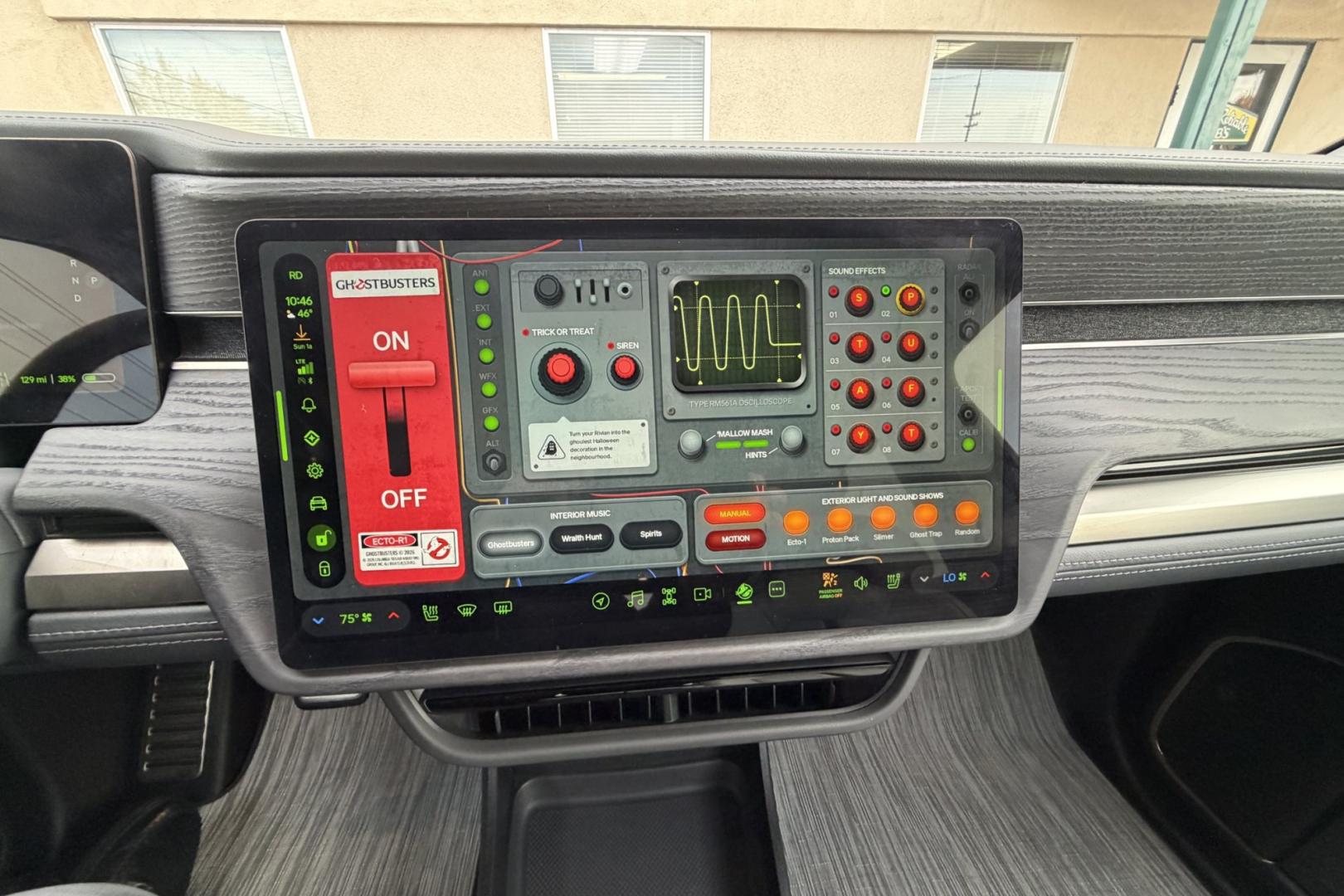 2024 Red Canyon /Shale Rivian Adventure Adventure (7PDSGBBA2RN) with an 135 kWh engine, Automatic transmission, located at 2304 W. Main St., Boise, ID, 83702, (208) 342-7777, 43.622105, -116.218658 - Stunning Rivian! Over 350 Miles of Range via EPA estimates. A lot of remaining factory warranty! Great Value!- Photo#25